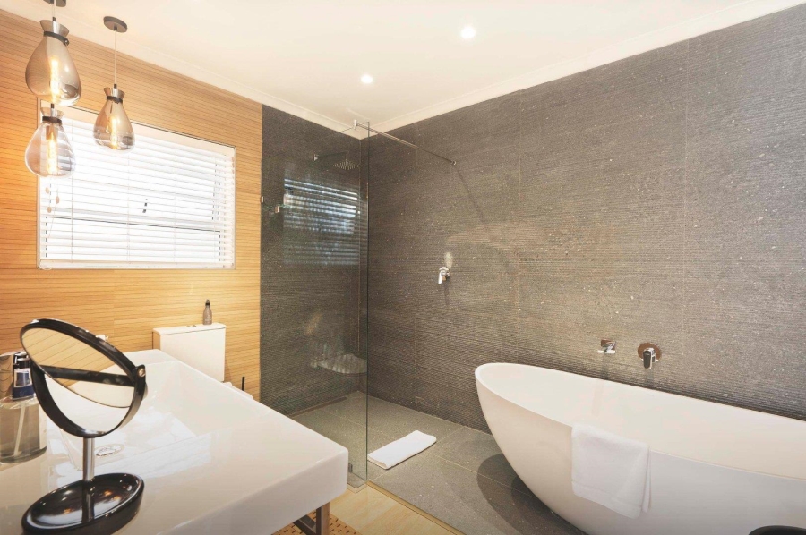 8 Bedroom Property for Sale in Wilderness Western Cape